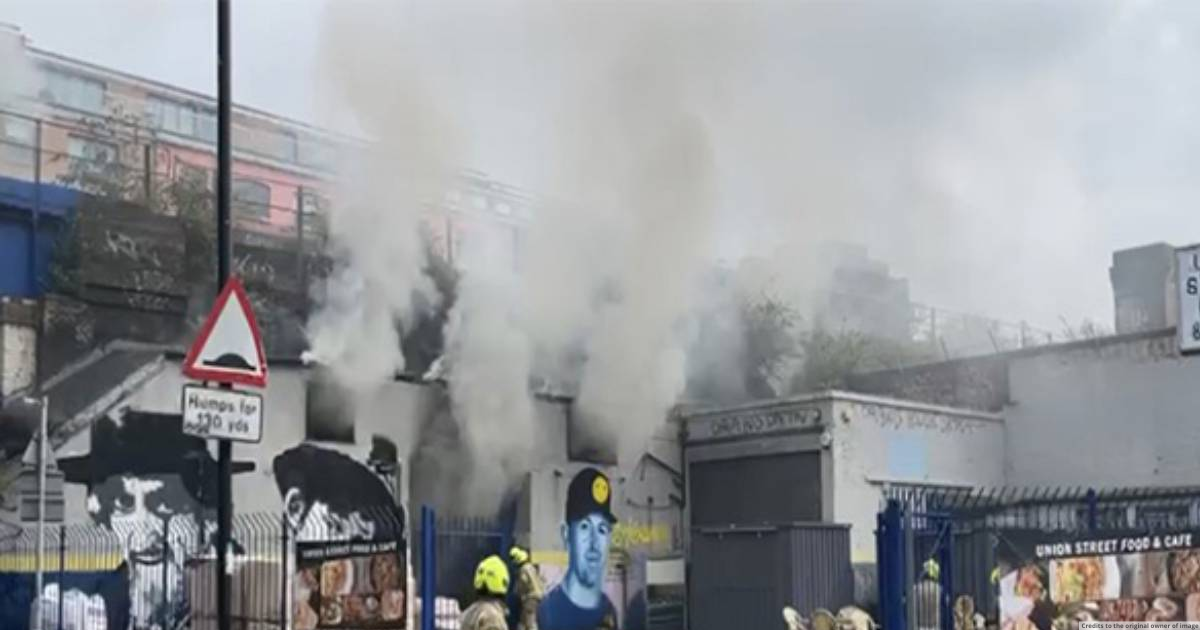 Fire breaks out under railway arches in Union Street in London